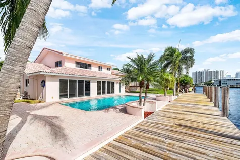 2872 Ne 29th Street Fort Lauderdale FL 33306