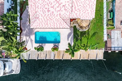 2872 Ne 29th Street Fort Lauderdale FL 33306