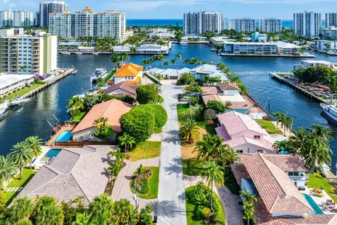 2872 Ne 29th Street Fort Lauderdale FL 33306