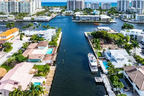 2872 Ne 29th Street Fort Lauderdale FL 33306