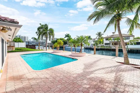 2872 Ne 29th Street Fort Lauderdale FL 33306