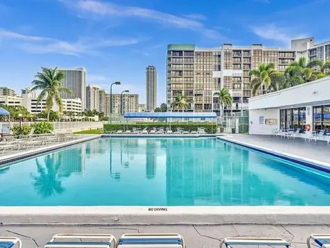 600 Parkview Drive Hallandale Beach FL 33009