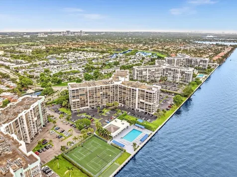 600 Parkview Drive Hallandale Beach FL 33009