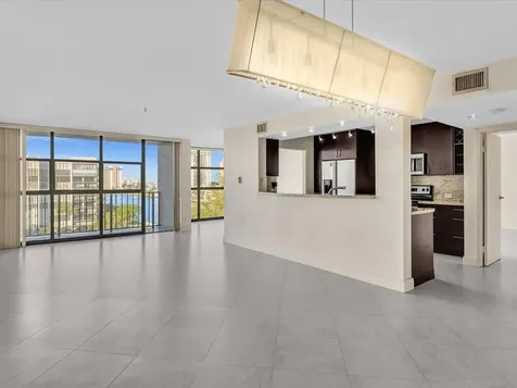 600 Parkview Drive Hallandale Beach FL 33009