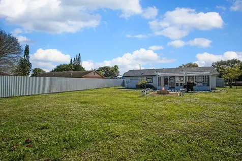 2902 Essex Drive Fort Pierce FL 34946