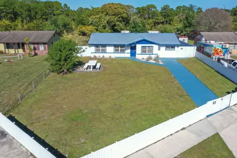 2902 Essex Drive Fort Pierce FL 34946
