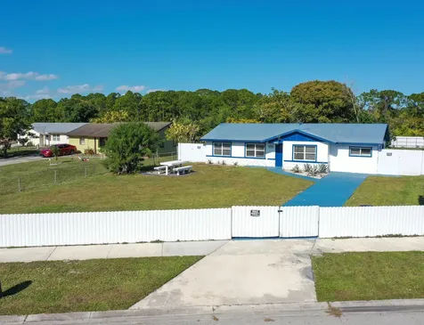 2902 Essex Drive Fort Pierce FL 34946