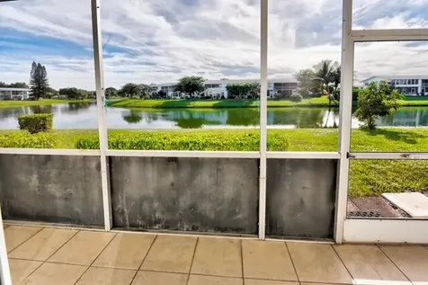 22 Kent B West Palm Beach FL 33417