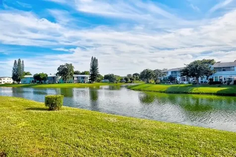 22 Kent B West Palm Beach FL 33417