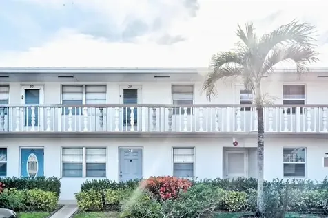 22 Kent B West Palm Beach FL 33417