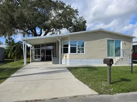 5 Hermosa Lane Port Saint Lucie FL 34952