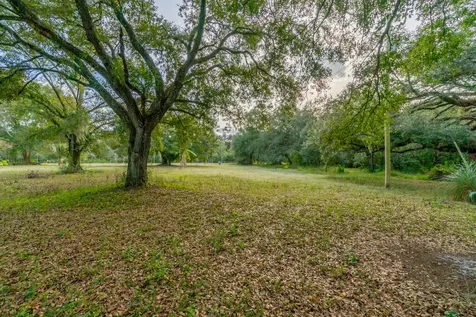 3453 NW 160th Street Okeechobee FL 34972