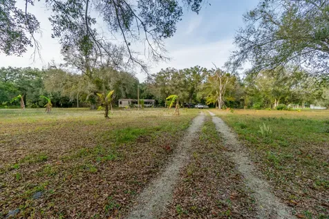 3453 NW 160th Street Okeechobee FL 34972