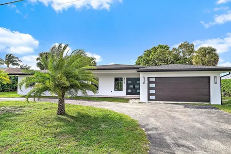 7523 Pine Tree Lane Lake Clarke Shores FL 33406