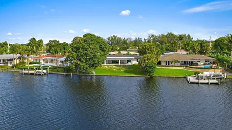 7523 Pine Tree Lane Lake Clarke Shores FL 33406