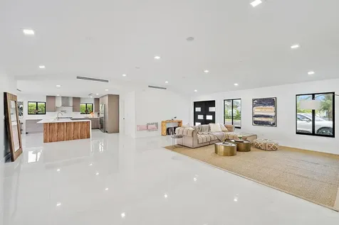 7523 Pine Tree Lane Lake Clarke Shores FL 33406
