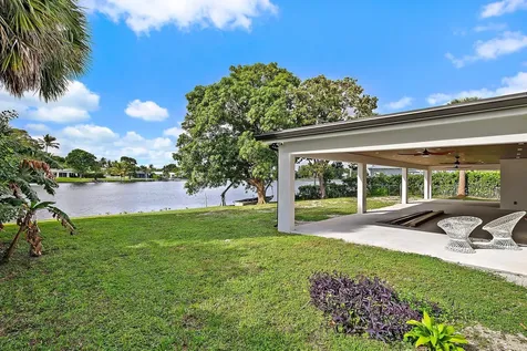 7523 Pine Tree Lane Lake Clarke Shores FL 33406