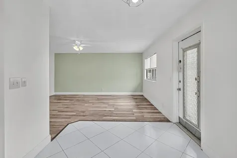 365 Flanders Delray Beach FL 33484
