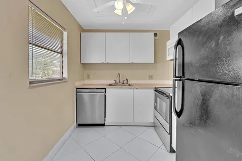 365 Flanders Delray Beach FL 33484