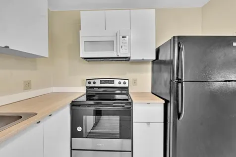 365 Flanders Delray Beach FL 33484
