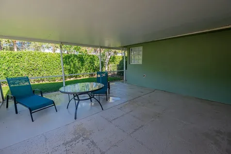 1230 Nw Bentley Circle Port Saint Lucie FL 34986