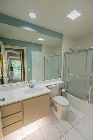1230 Nw Bentley Circle Port Saint Lucie FL 34986