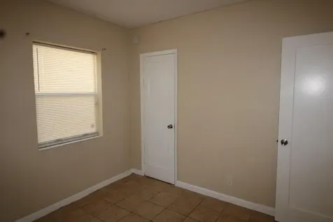346 W 15th Street Riviera Beach FL 33404