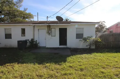 346 W 15th Street Riviera Beach FL 33404