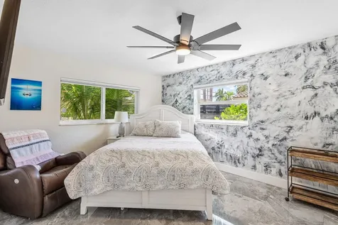 2200 Se 9th Street Pompano Beach FL 33062
