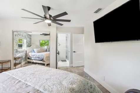 2200 Se 9th Street Pompano Beach FL 33062