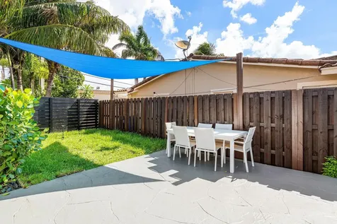2200 Se 9th Street Pompano Beach FL 33062