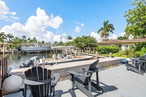 2200 Se 9th Street Pompano Beach FL 33062