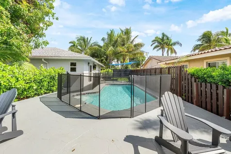 2200 Se 9th Street Pompano Beach FL 33062