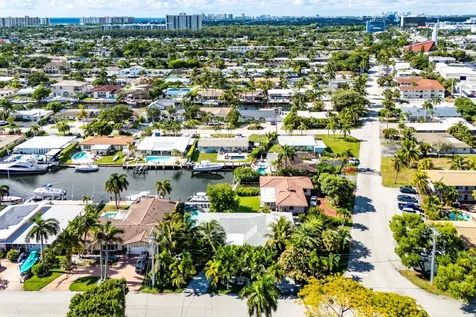 2200 Se 9th Street Pompano Beach FL 33062