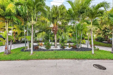 2200 Se 9th Street Pompano Beach FL 33062