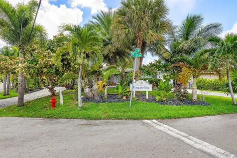 2200 Se 9th Street Pompano Beach FL 33062