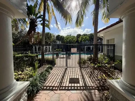 5016 Lantana Road Lake Worth FL 33463
