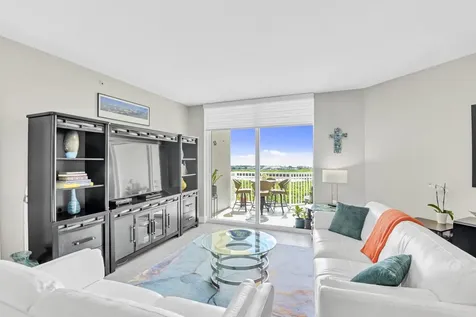 350 N Federal Highway Boynton Beach FL 33435