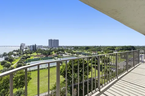 801 Lake Shore Drive Lake Park FL 33403