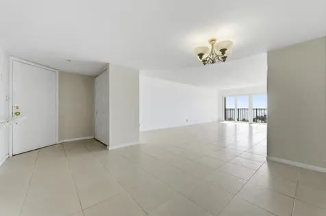 801 Lake Shore Drive Lake Park FL 33403