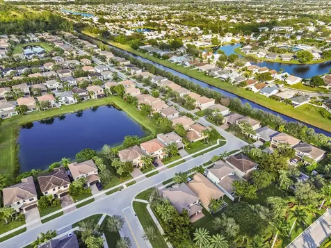 8060 Cactus Quartz Circle Delray Beach FL 33446