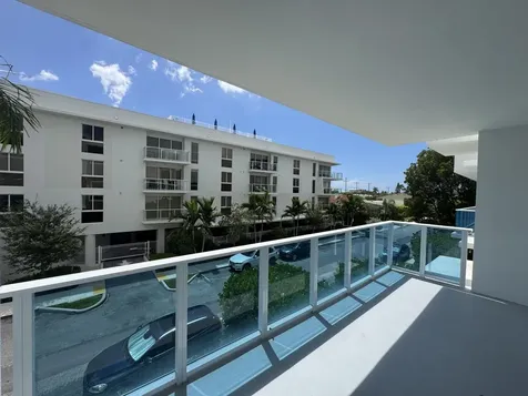 1 S Palmway Lake Worth Beach FL 33460