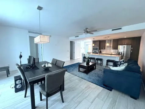 1 S Palmway Lake Worth Beach FL 33460