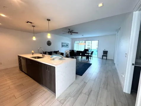 1 S Palmway Lake Worth Beach FL 33460