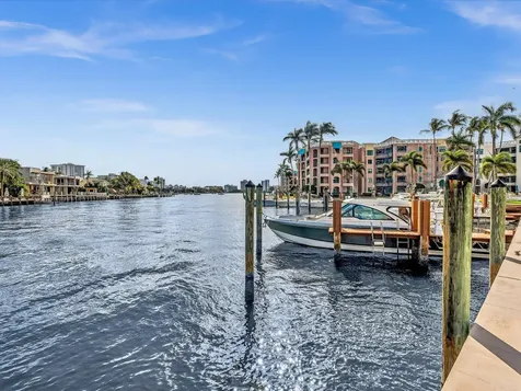 120 Se 5th Avenue Boca Raton FL 33432