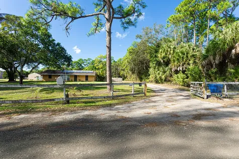169 Armadillo Way West Palm Beach FL 33411