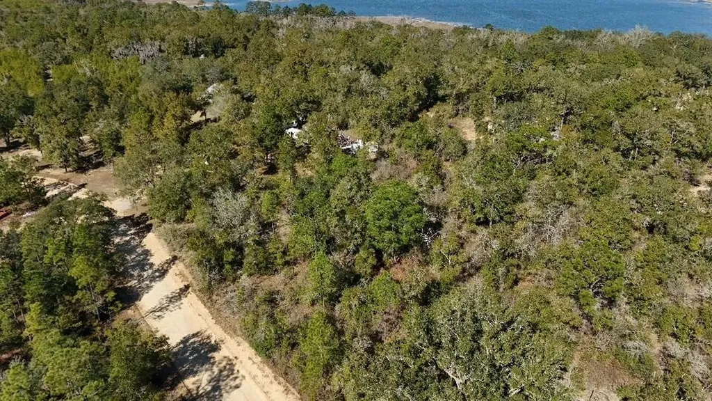 Lot C27 Stewart Lake Road Chipley FL 32428