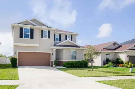5600 NW Pine Trail Circle Port Saint Lucie FL 34983
