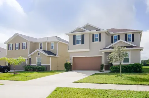 5600 NW Pine Trail Circle Port Saint Lucie FL 34983