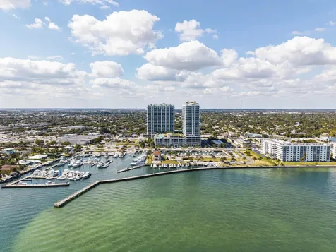 220 Lake Shore Drive Lake Park FL 33403